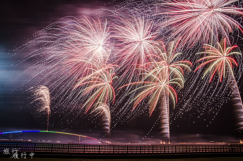 澎湖景點推薦 澎湖國際海上花火節 看璀璨炫爛的花火點綴澎湖夜空 景點 美食 住宿 懶人包盡在旅行履行中